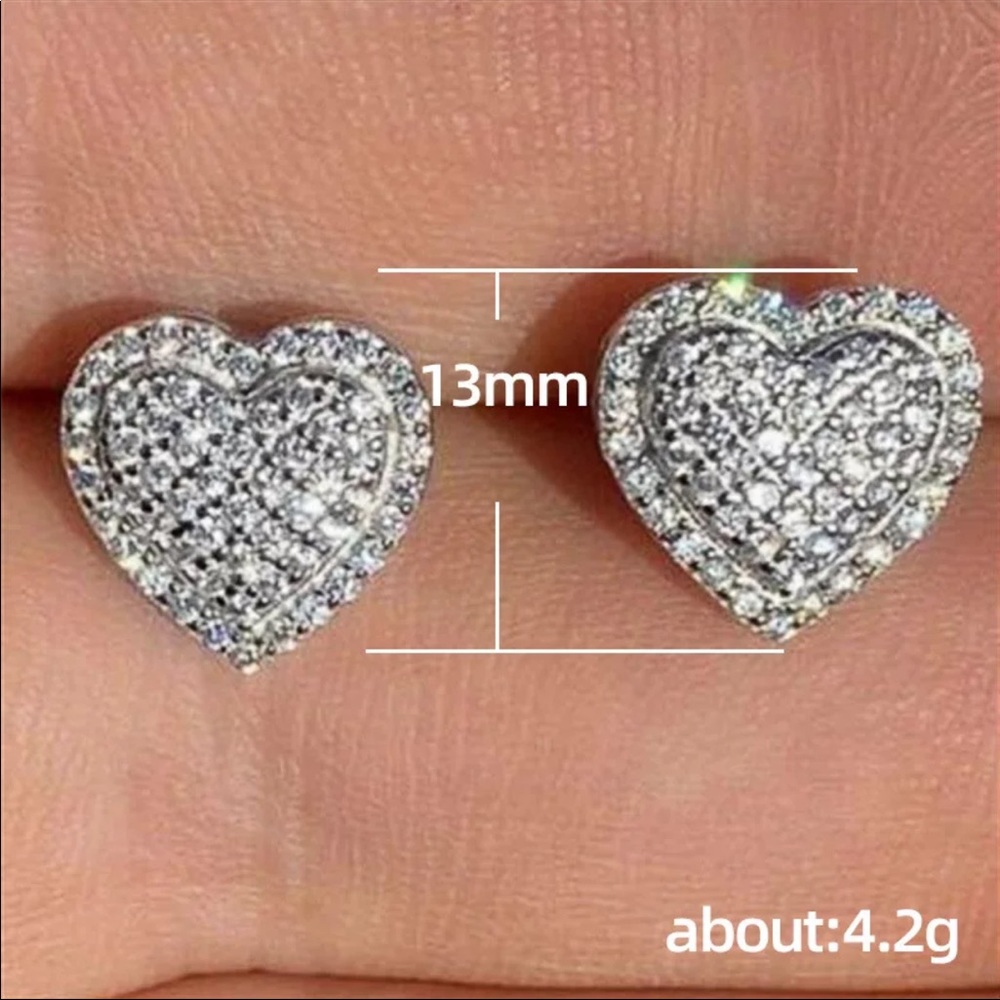 New Round Cut Romantic Heart Diamond Stud Earrings - Picture 5 of 5